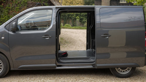 FIAT SCUDO L2 DIESEL 2.0 Multijet 145 Crew Van view 24